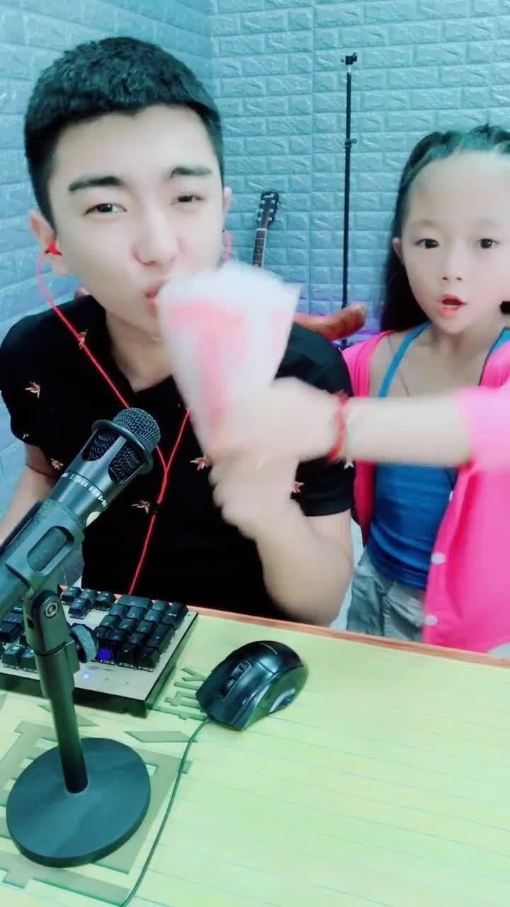 搞笑兄妹喊麦,欢乐无限笑翻天