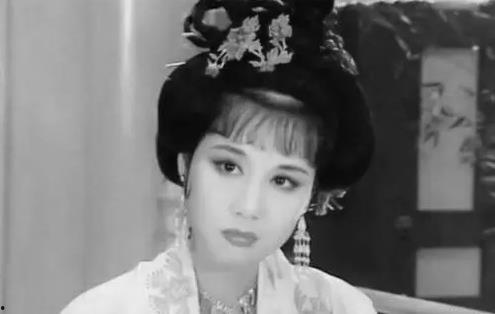 小白玉霜死亡照片曝光,死亡照片曝光背后的惊人内幕