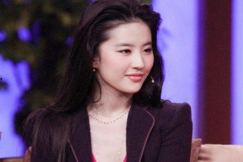 刘亦菲明星娱乐圈,娱乐圈的仙气女神，璀璨星途回顾